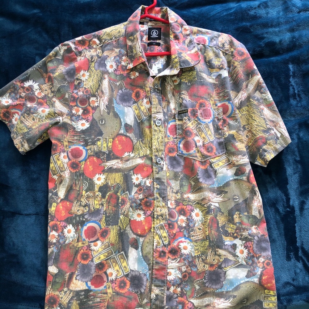 DOPEST Hawaiian shirt ever
